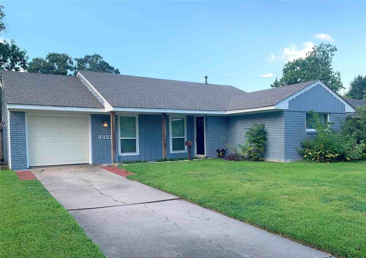 4322 Kingfisher Dr - Photo 2 of 33