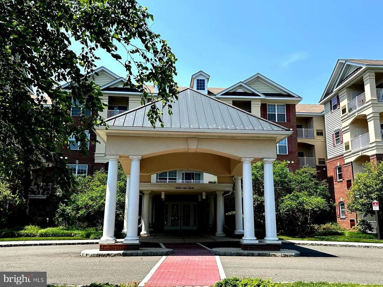 1424 Colts Circle - Photo 2 of 42