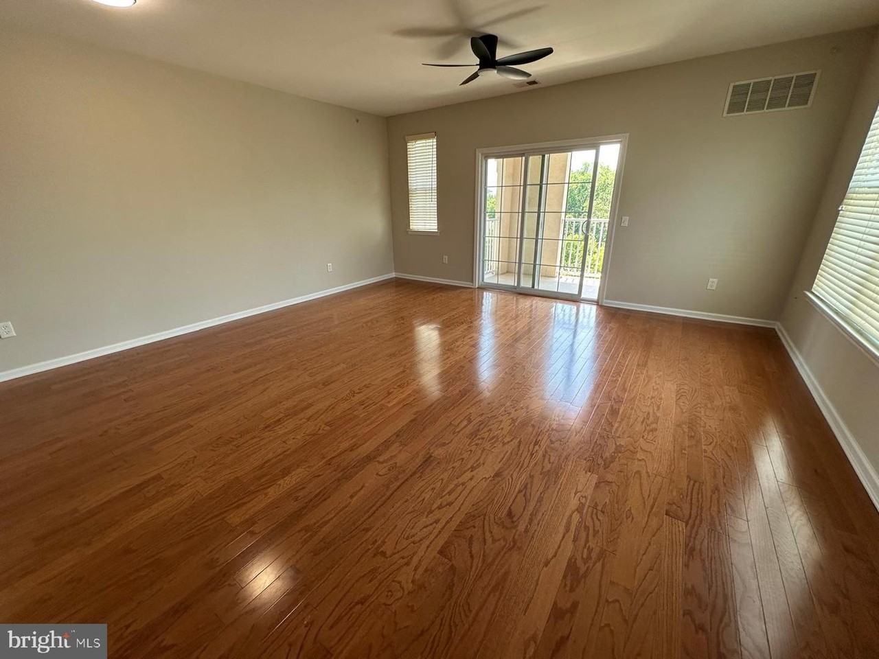 1424 Colts Circle - Photo 7 of 42