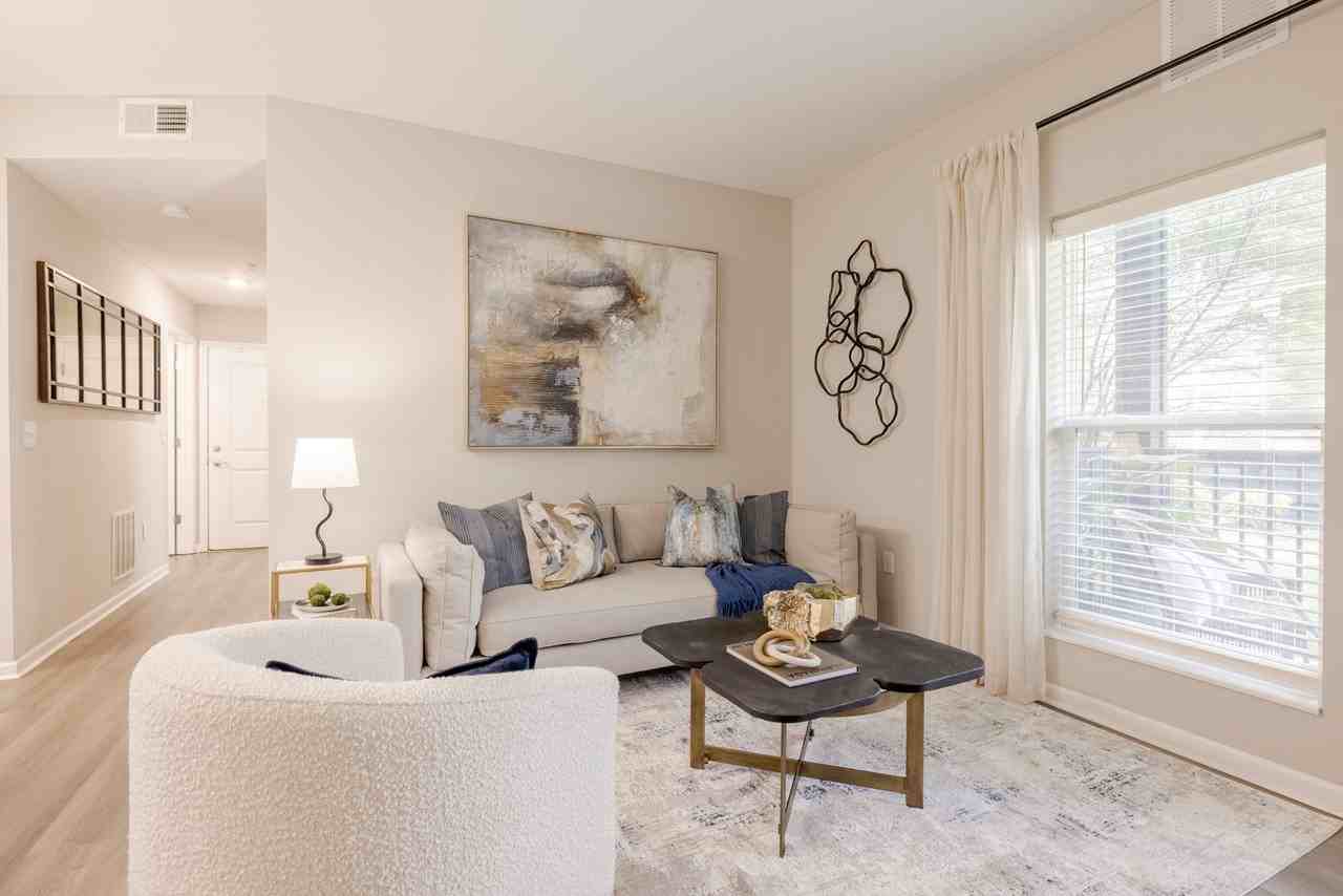 The Chelsea Apartments - Photo 6 of 50