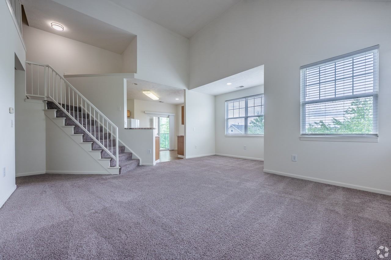 The Fairway - Photo 2 of 27