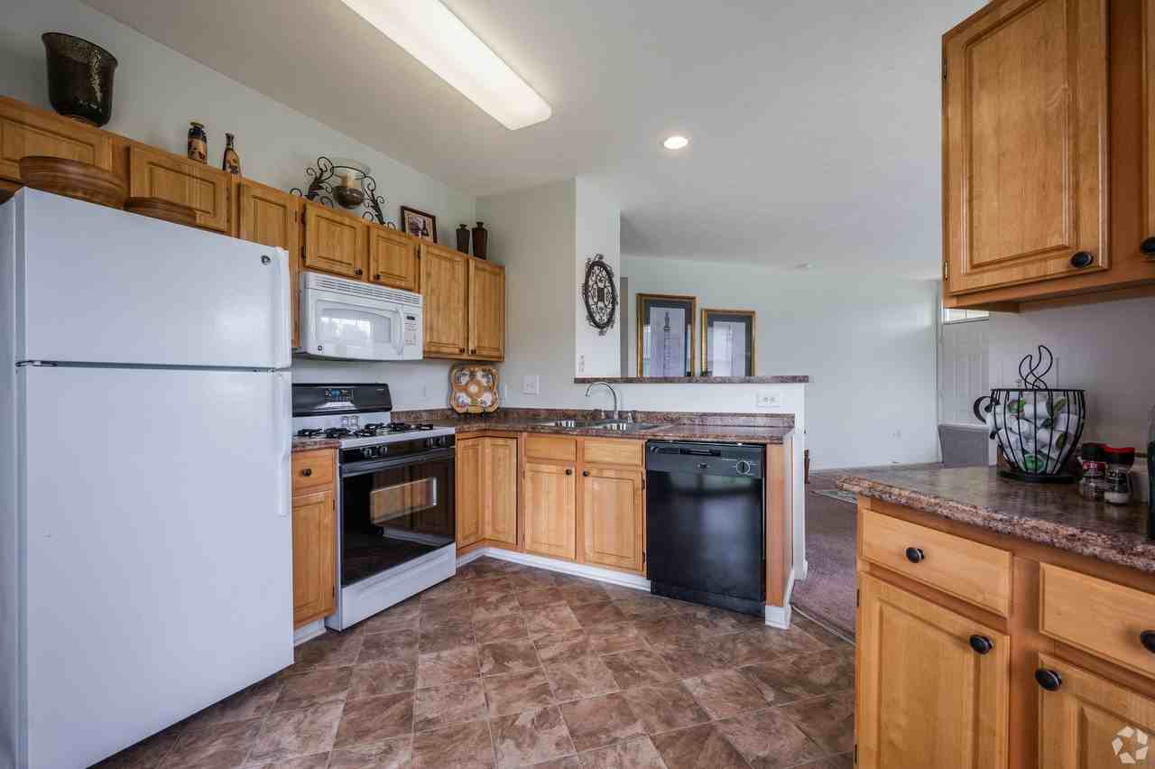 The Fairway - Photo 6 of 27