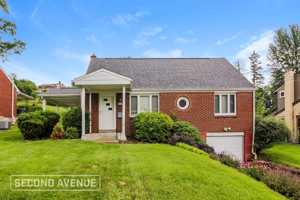 featured image of 136 College Park Dr