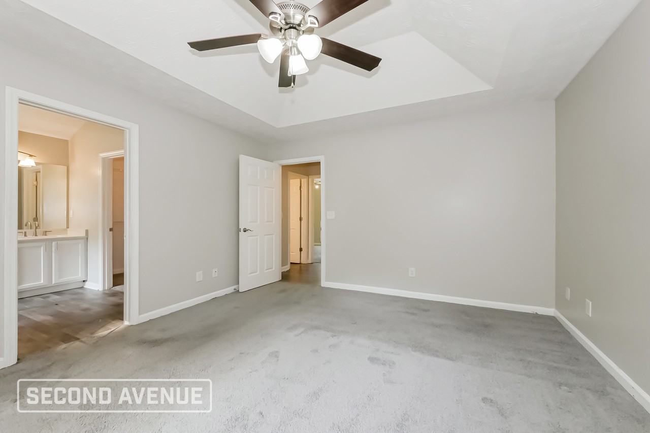 45 Riverside Ct - Photo 7 of 19