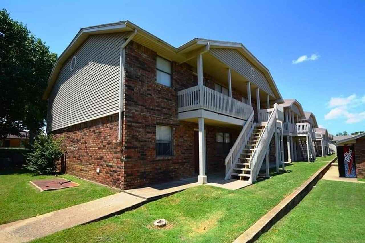 Berwick Apartments - Photo 5 of 50