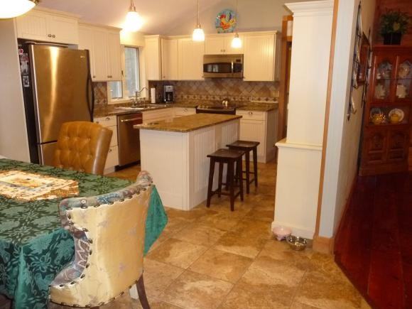 7 Morrison Ln - Photo 2 of 32