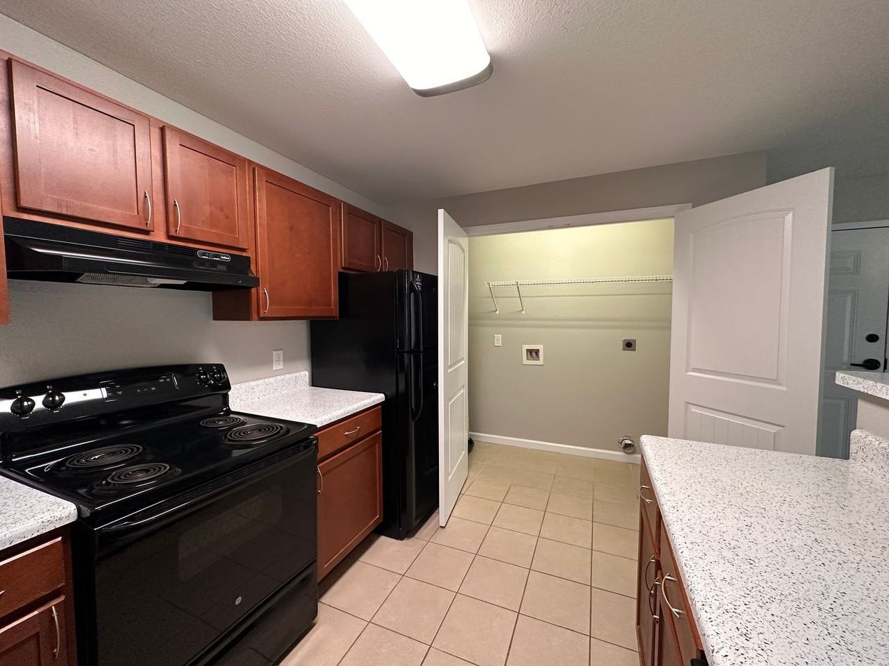 Maple Sunset Apartment Homes - Photo 7 of 50