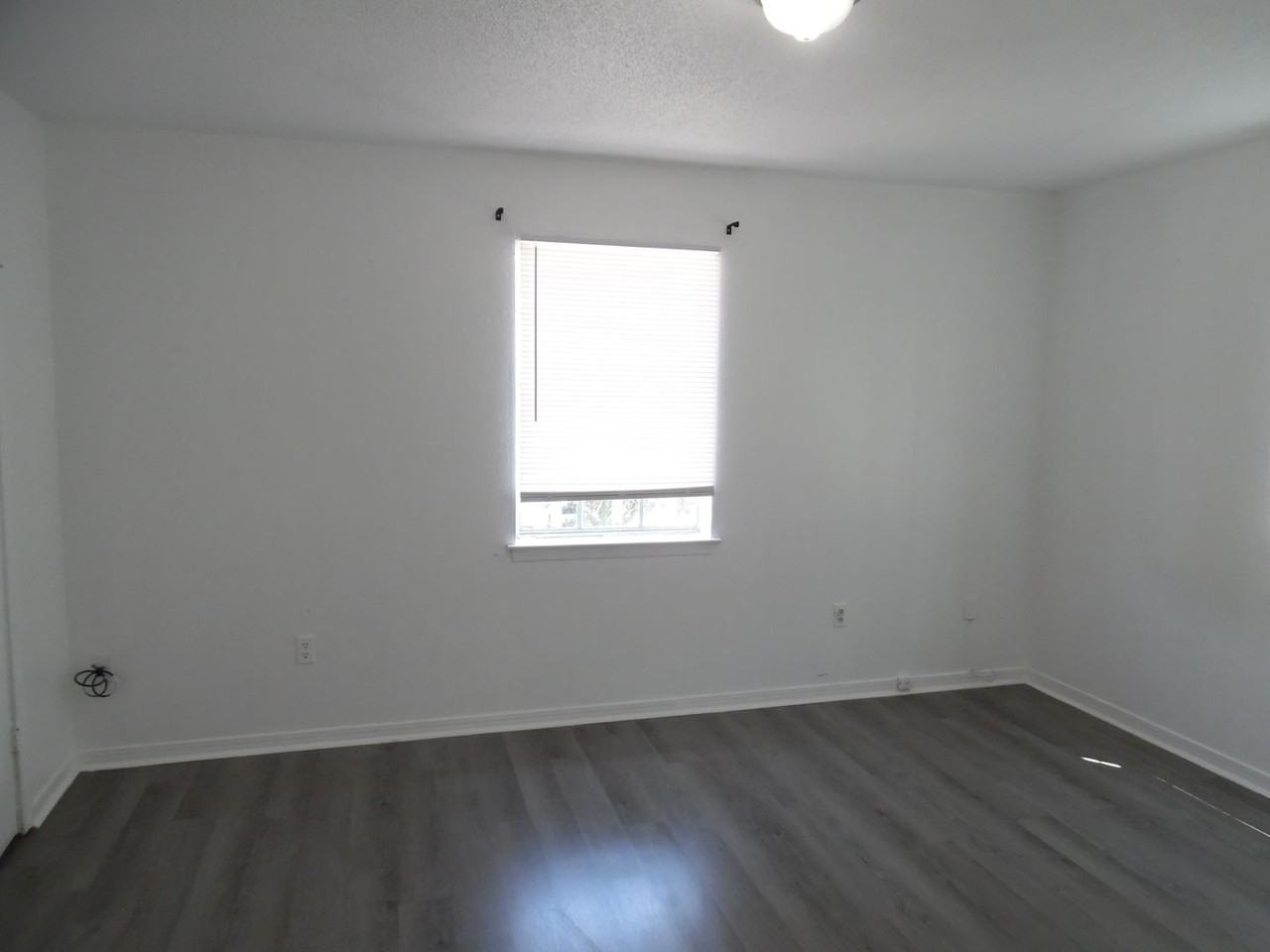 EDSA RESIDENTIAL - Photo 6 of 19