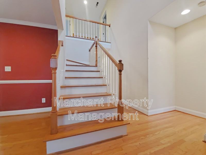 11 Tupelo Ct - Photo 5 of 50