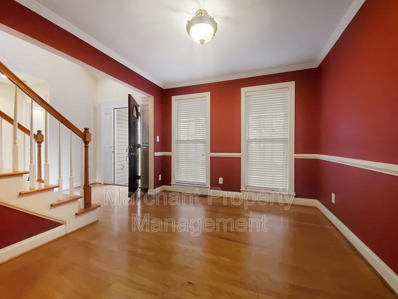 11 Tupelo Ct - Photo 7 of 50