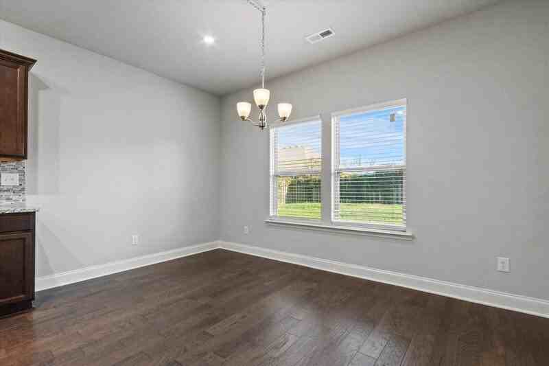 220 Dinner Tree Sq - Photo 7 of 21