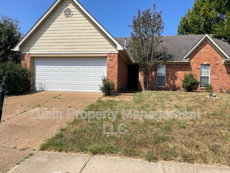 2715 Longshadow Lane