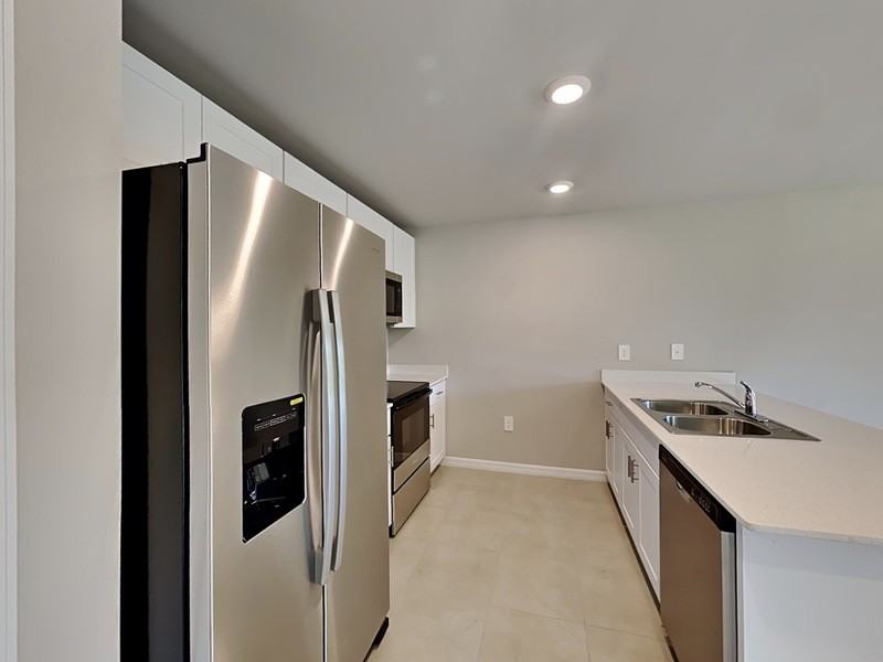 4731 Gillot Blvd - Photo 3 of 25