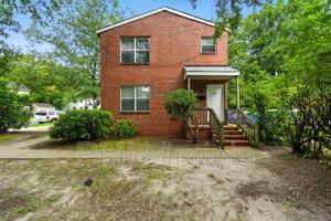 featured image of 949 Park Ave