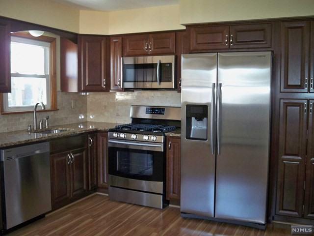 11 Millo Ct - Photo 3 of 17