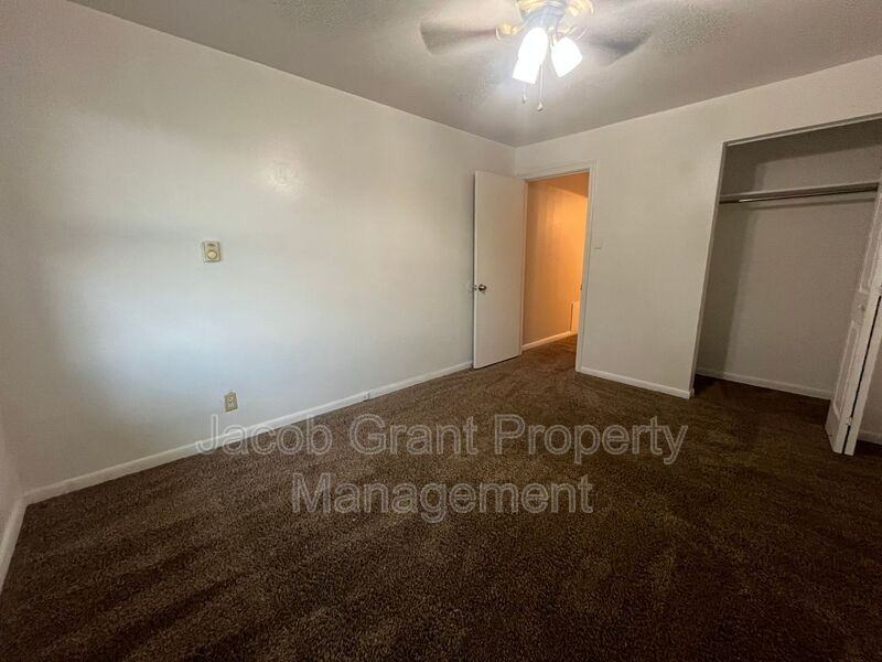 675 Tiger Ave #2 - Photo 7 of 8