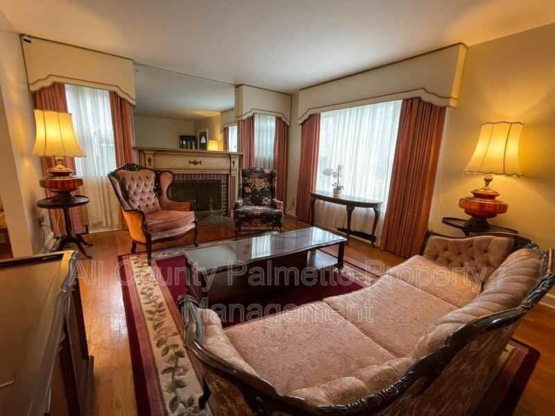 110 Gordon St - Photo 6 of 20