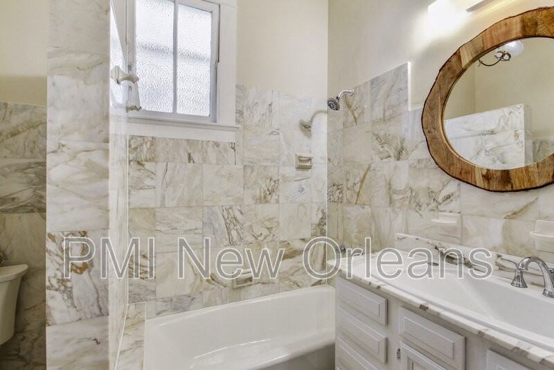 810 Pine St - Photo 7 of 11