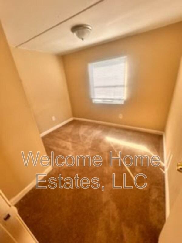 110 E Prince Rd #1UNITAVAIL - Photo 4 of 9