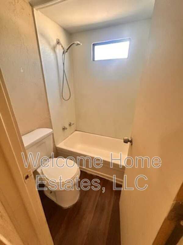 110 E Prince Rd #1UNITAVAIL - Photo 5 of 9