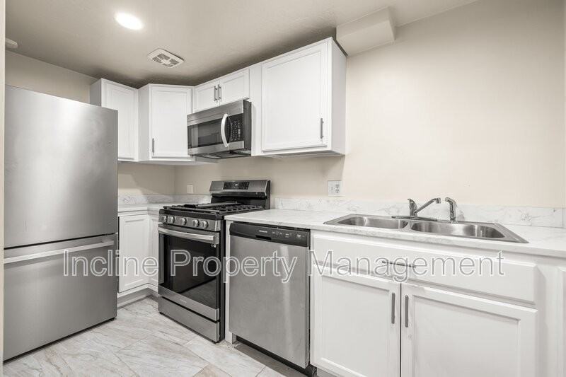 174 W Utah Ave #APT - Photo 5 of 10