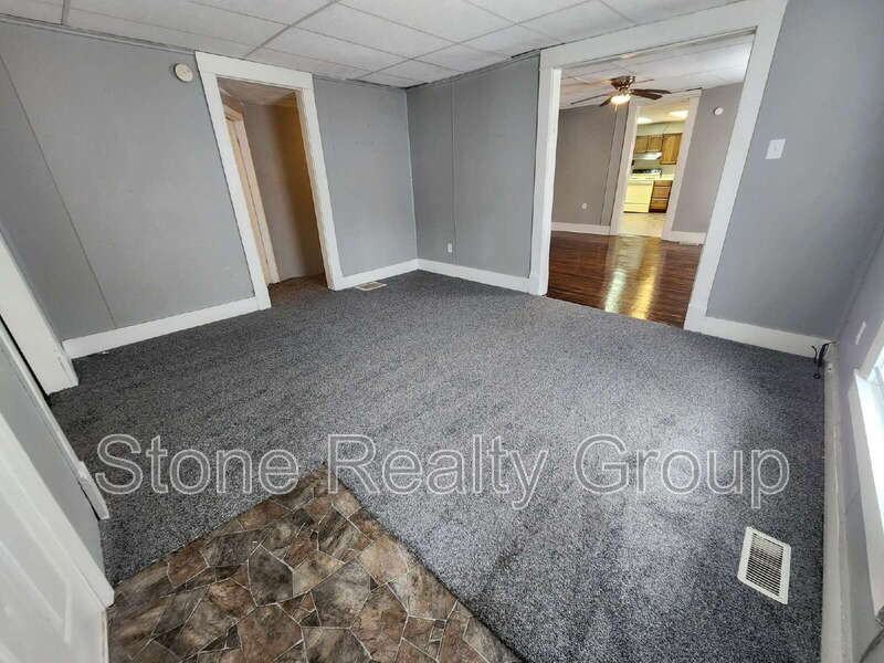 2348 Liberty Ave - Photo 2 of 14