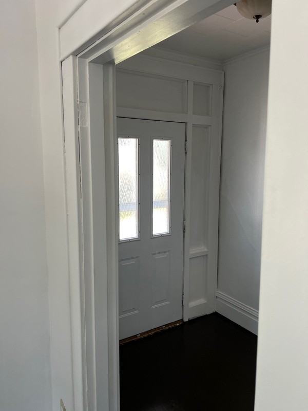 209 Winfield Ave - Photo 3 of 21