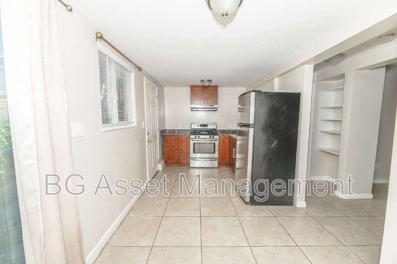 1723 Bayo Vista Avenue