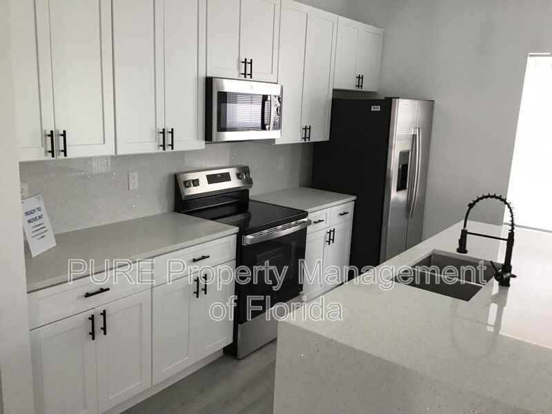 4285 Nw 1st Court Rd - Photo 7 of 37