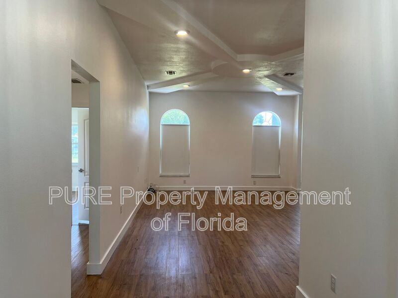 14232 Sw 8th Ave - Photo 4 of 50