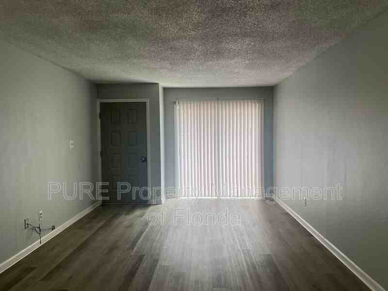 2985 Seavenue #C - Photo 2 of 19