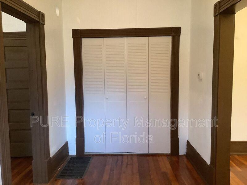 615 Sestreet #A - Photo 2 of 26