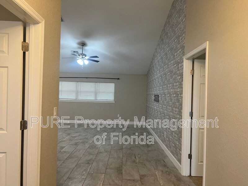 4039 Sw 100th St - Photo 5 of 50