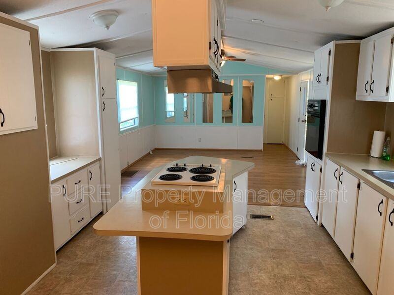 5401 Se 28th Ct - Photo 7 of 34