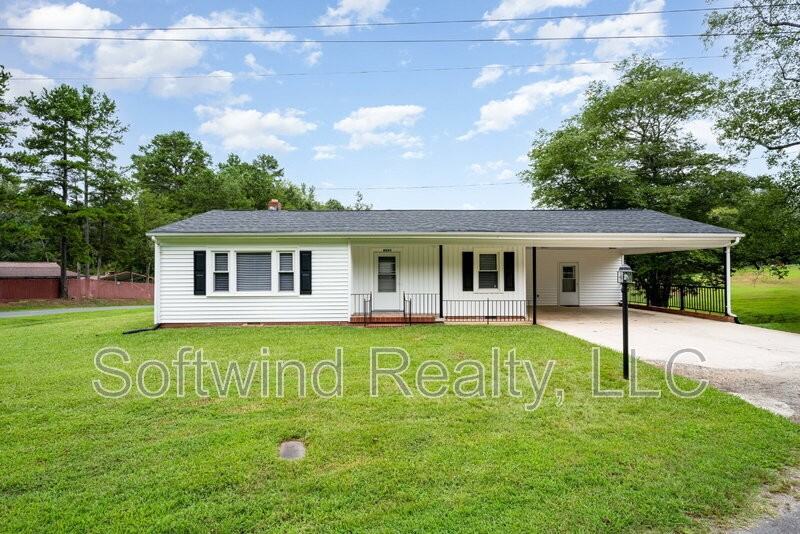 8095 New St - Photo 2 of 20