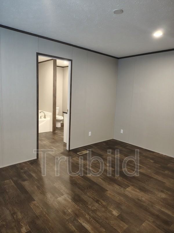 11 Poole Cir - Photo 5 of 10