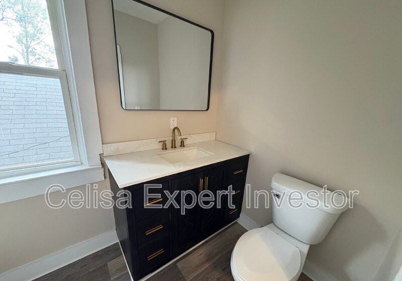 2506 Miner St #2 - Photo 6 of 8