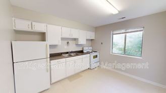7837 N Main St #12 - Photo 1 of 1