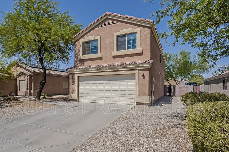 5764 East Everhart Lane - Photo 3 of 38