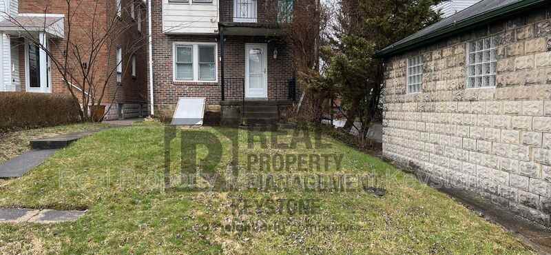 1908 Dale St #1stFL - Photo 6 of 29