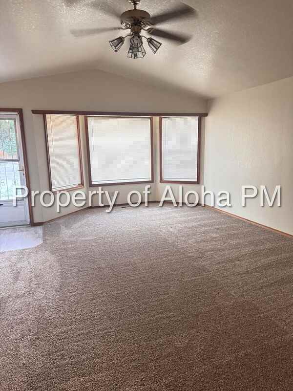 2171 North Linder Road - Photo 3 of 15