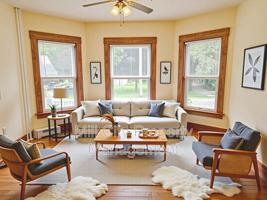 featured image of 76 George St