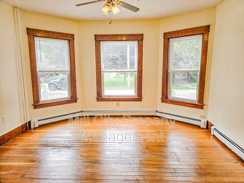 76 George St - Photo 2 of 11