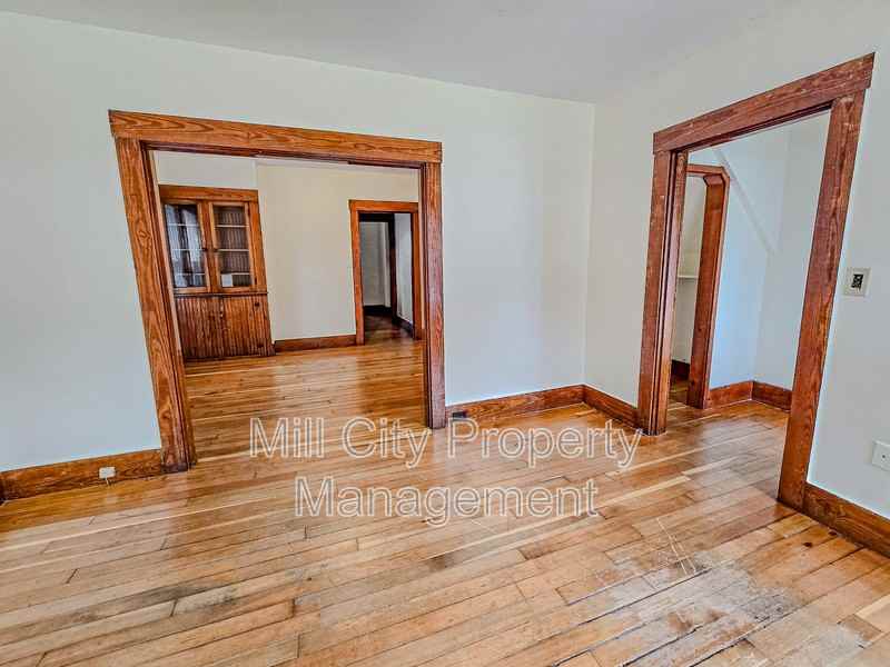 76 George St - Photo 5 of 11