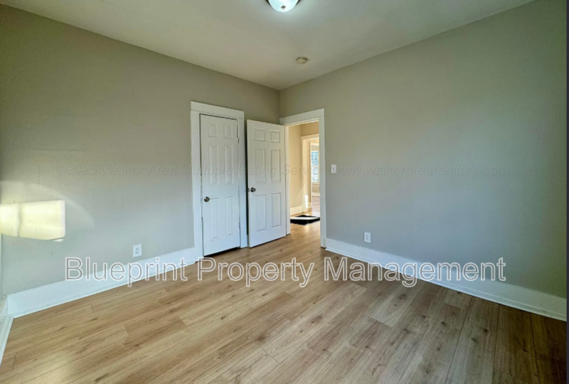 1532 Bay Ave Sw - Photo 7 of 15