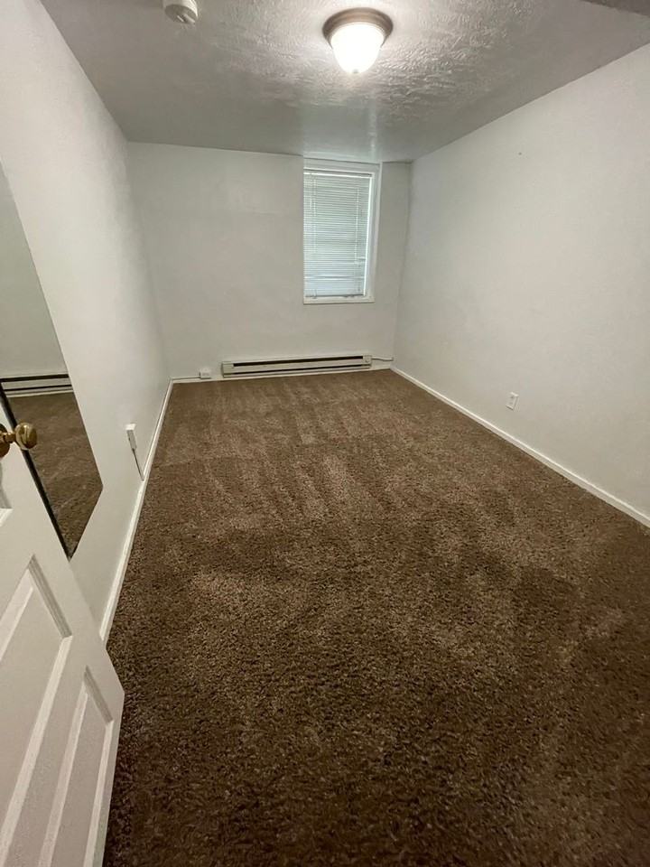 40 P St - Photo 5 of 8