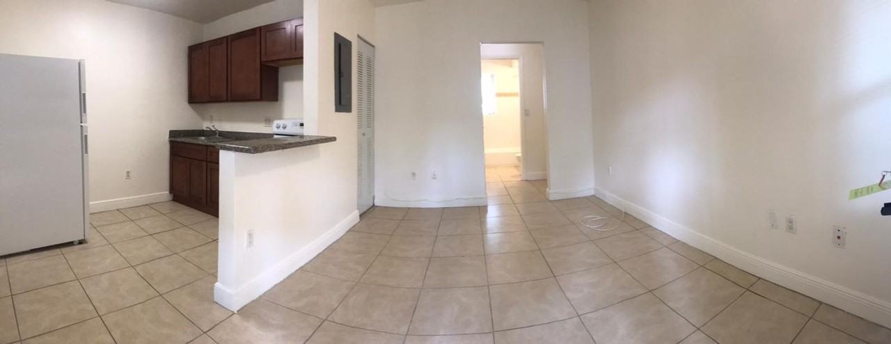 Charming Apartment complex - Photo 3 of 19