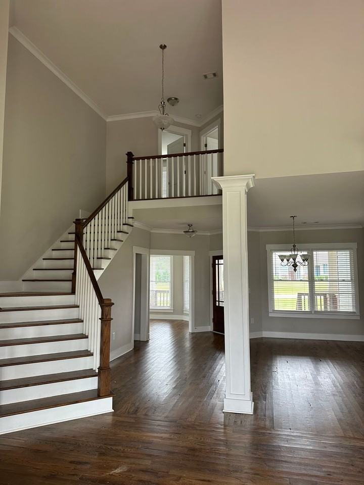 100 Sage St - Photo 3 of 18