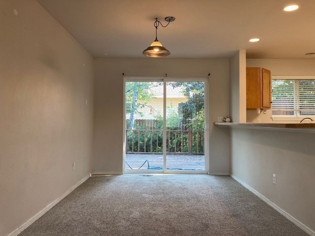 2512 Daisy Dr - Photo 3 of 17