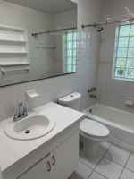 featured image of 2010 Ne 17th St